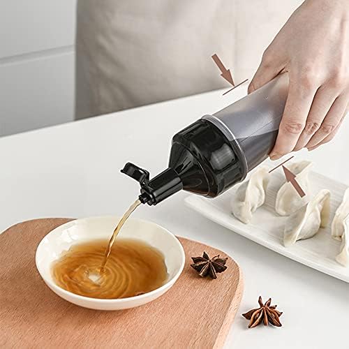 AKOAK 250 ml Squeeze Bottle for Condiments and Sauces