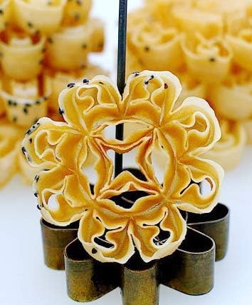 Lungcha DOK JOK Brass Flower Cookie Mold 6cm