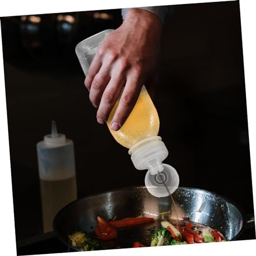 HOLIDYOYO Squeeze Bottles for Sauces Kitchen Oil Dispenser Set of 4