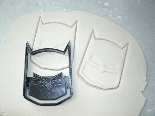 YNGLLC Superheroes Cookie Cutters Set of 3 Multicolor