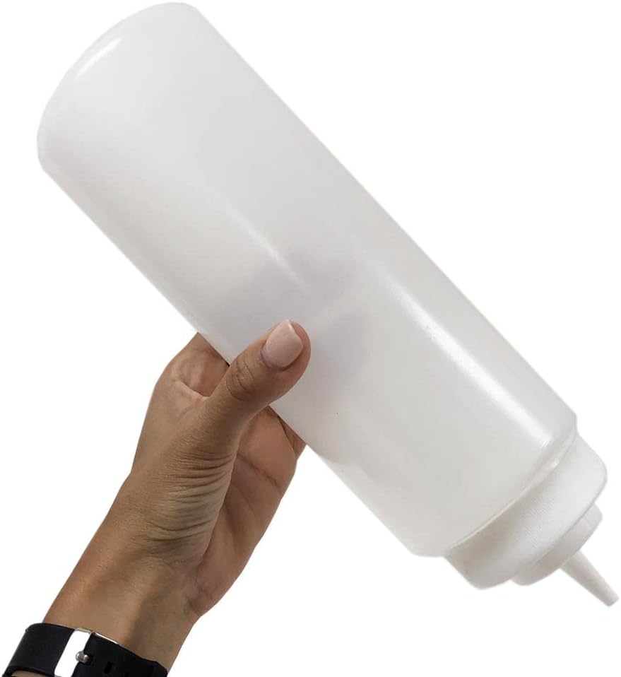 Clear Condiment Squeeze Bottle 32 Oz for Kitchen Use