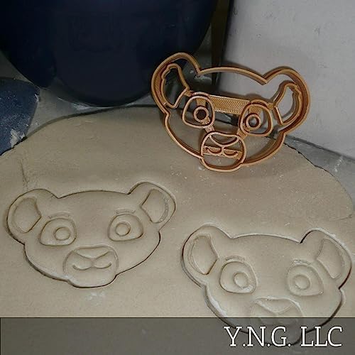 YNGLLC Nala Detailed Face Cookie Cutter - USA Made