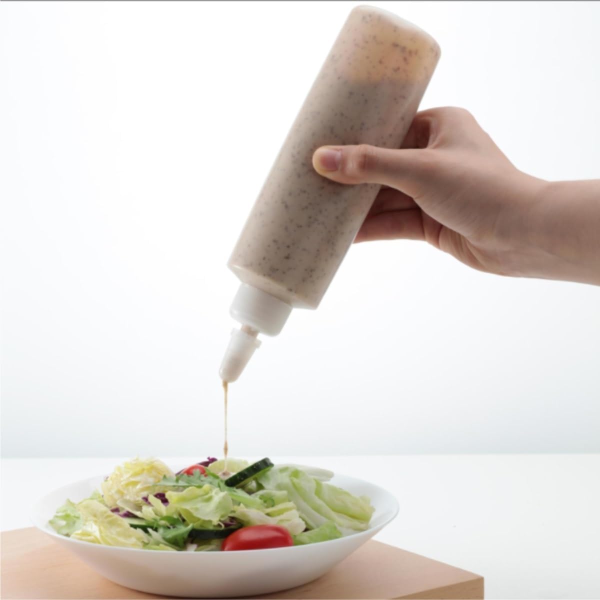 KLEYE 5-Piece Condiment Squeeze Bottles With Lid