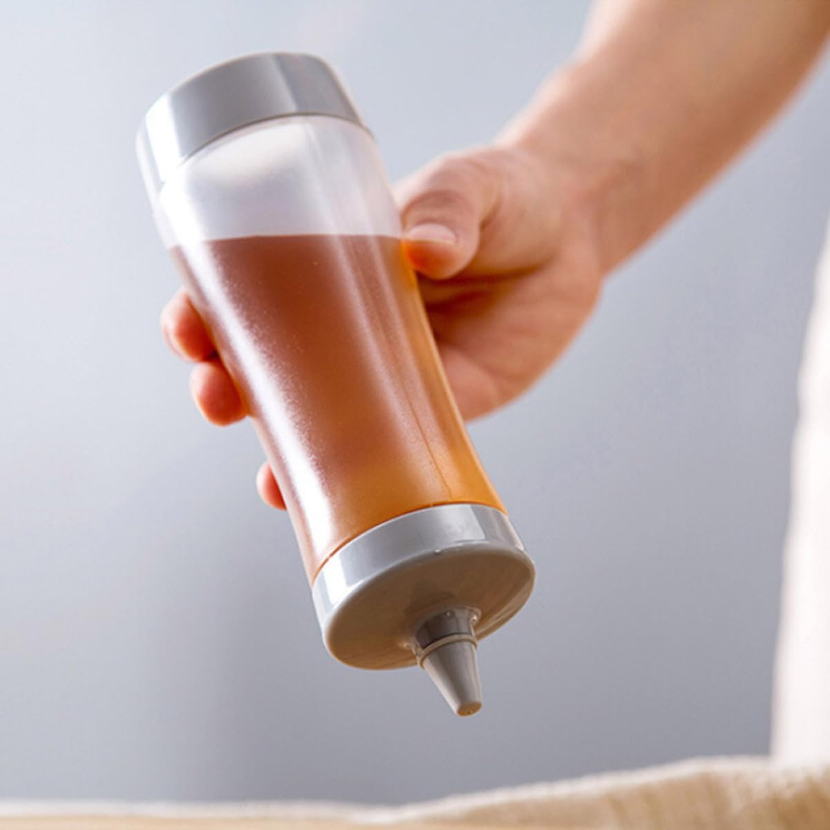 Hoement 350ml Salad Dressing Squeeze Bottle Leakproof Grey