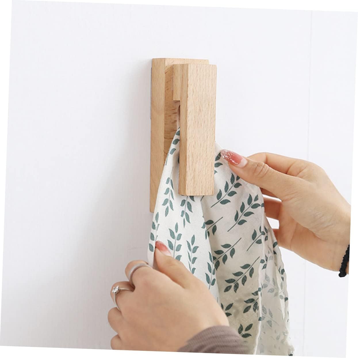 KOMBIUDA Wooden Towel Rack Hook for Kitchen and Bathroom