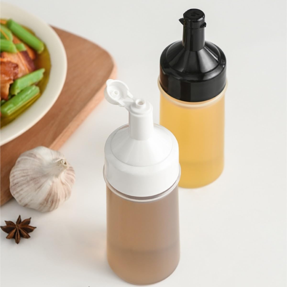 KLEYE 5-Piece Condiment Squeeze Bottles Set Black 500ml