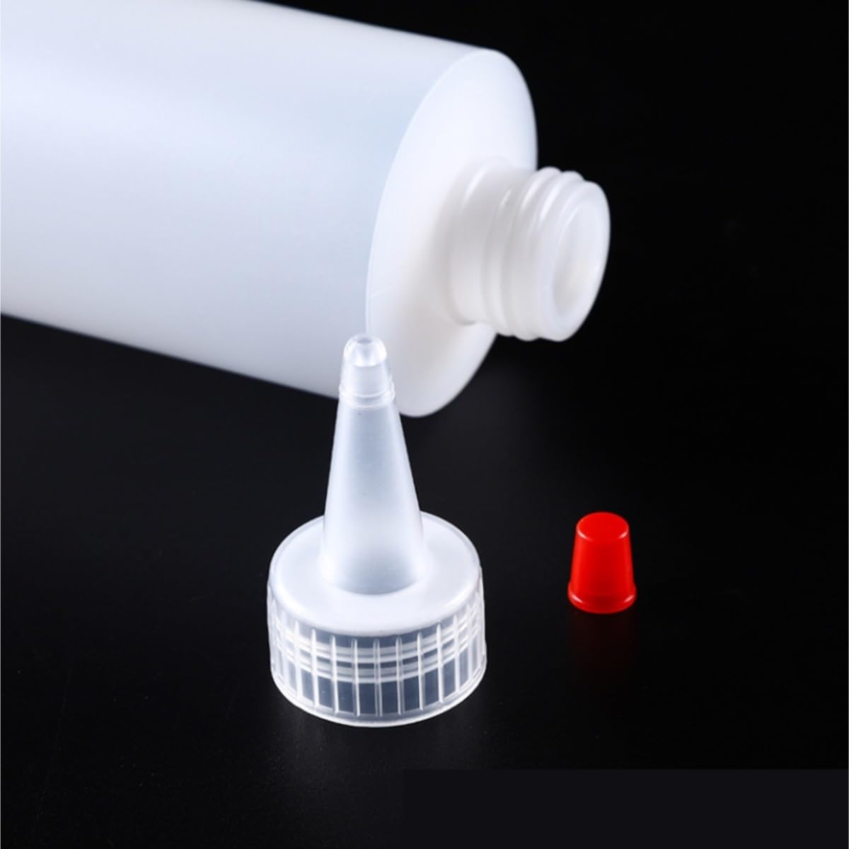 KLEYE 5-Piece Squeeze Bottles with Red Top Cap