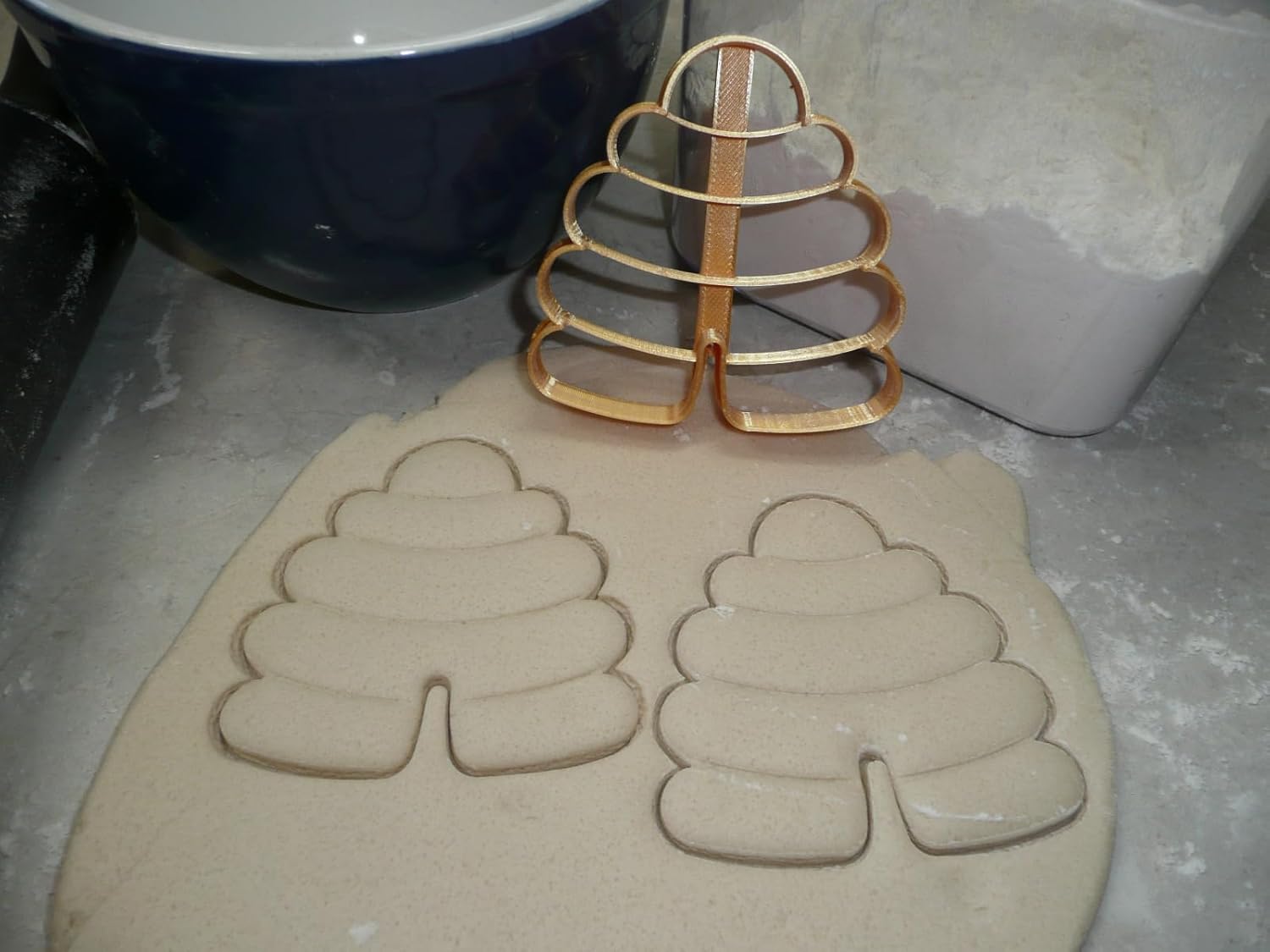 BEEHIVE HONEY BEE HIVE DETAILED COOKIE CUTTER MADE IN USA