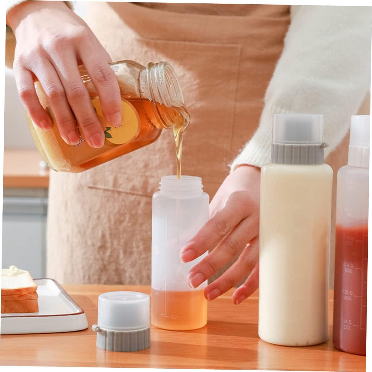 HOLIDYOYO Squeeze Salad Dressing Bottles for Kitchen Use