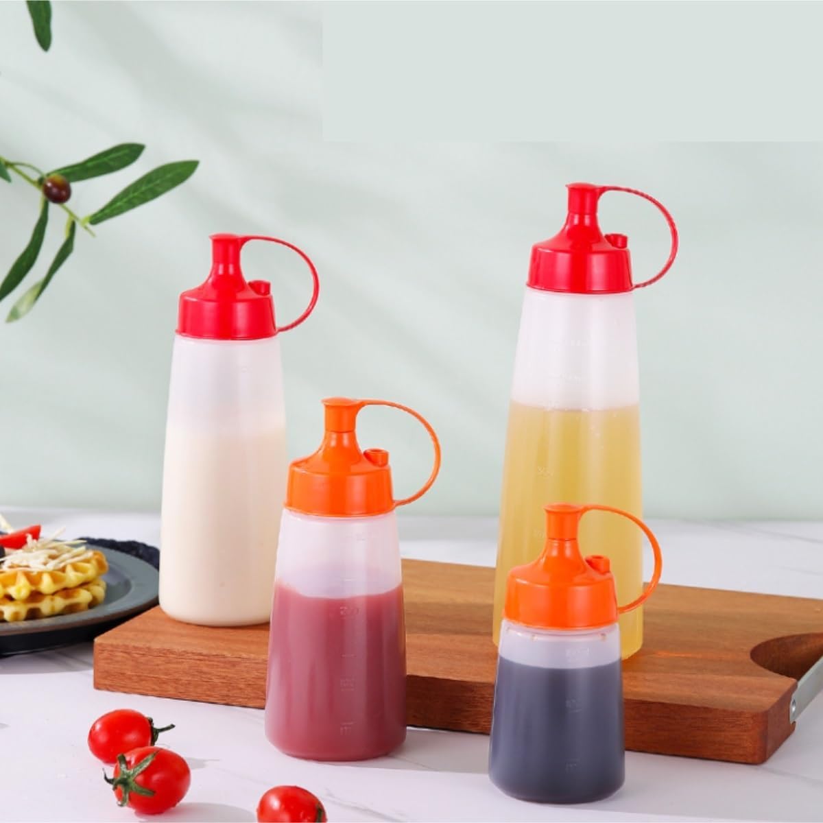 KLEYE 5-Piece Condiment Squeeze Bottles Set - Plastic with 300ml Capacity