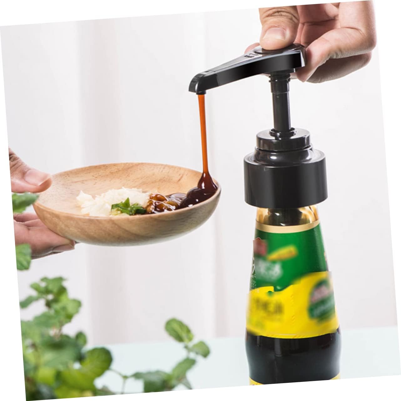 FOMIYES 4Pcs Condiment Squeeze Bottle Pump Set for Kitchen Use