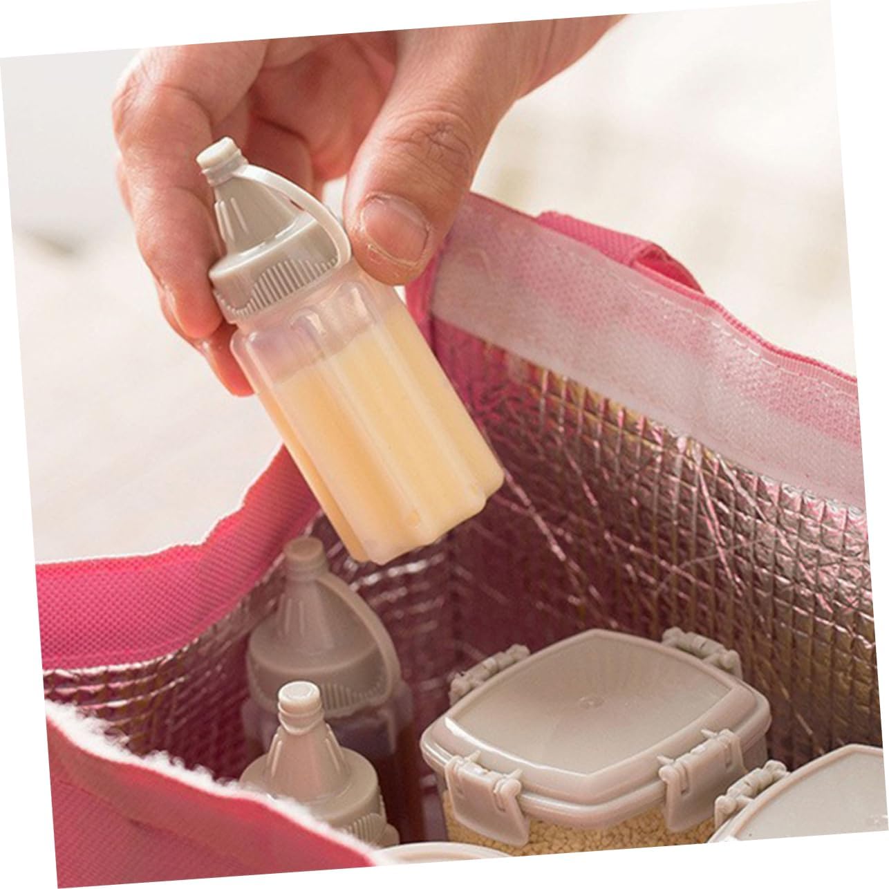 12pcs Mini Leakproof Condiment Squeeze Bottles for Home Commercial Use