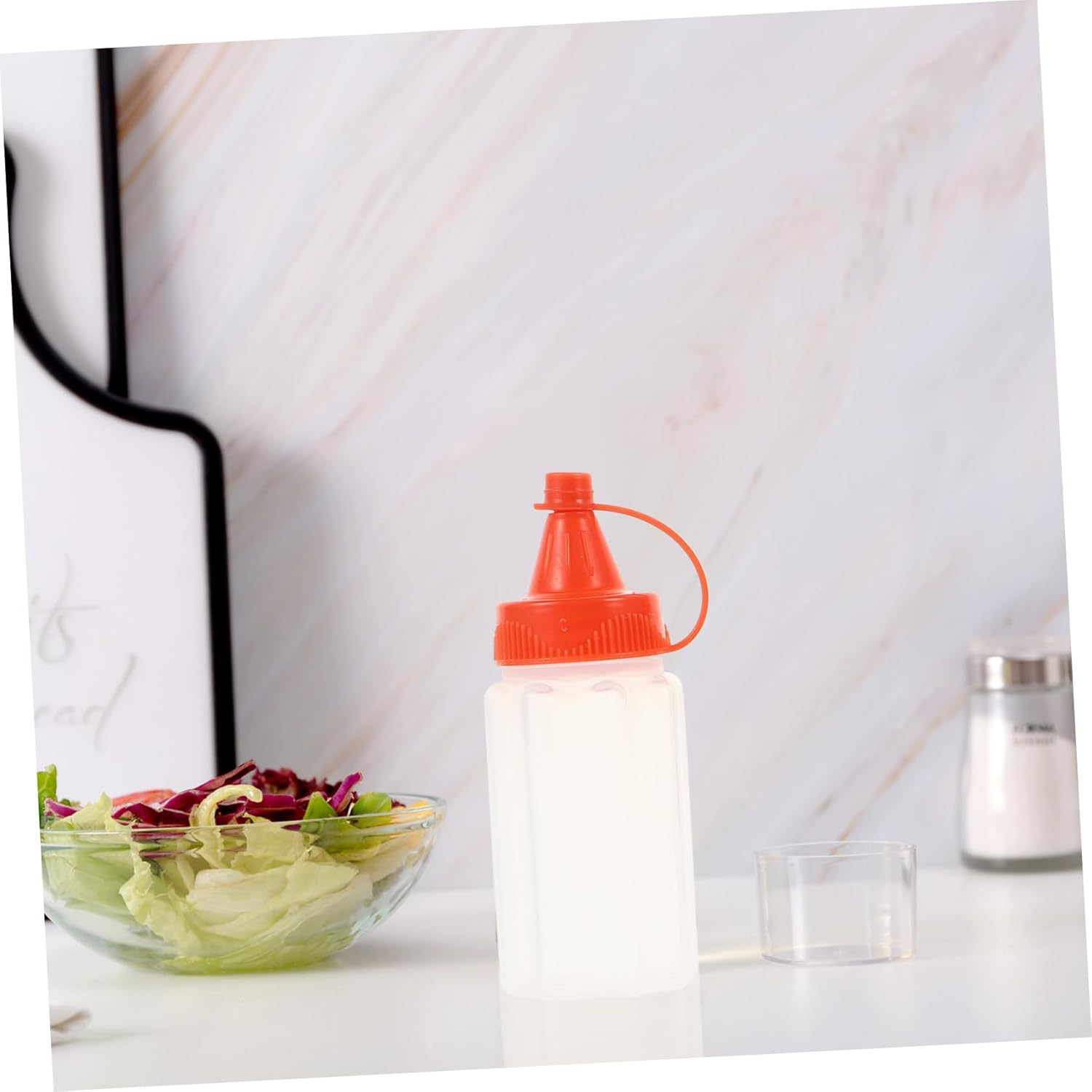 DECHOUS 2 Sets Condiment Bottles with Lids for Kitchen Storage 1
