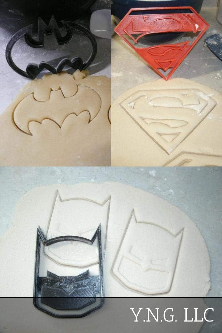YNGLLC Superheroes Cookie Cutters Set of 3 Multicolor