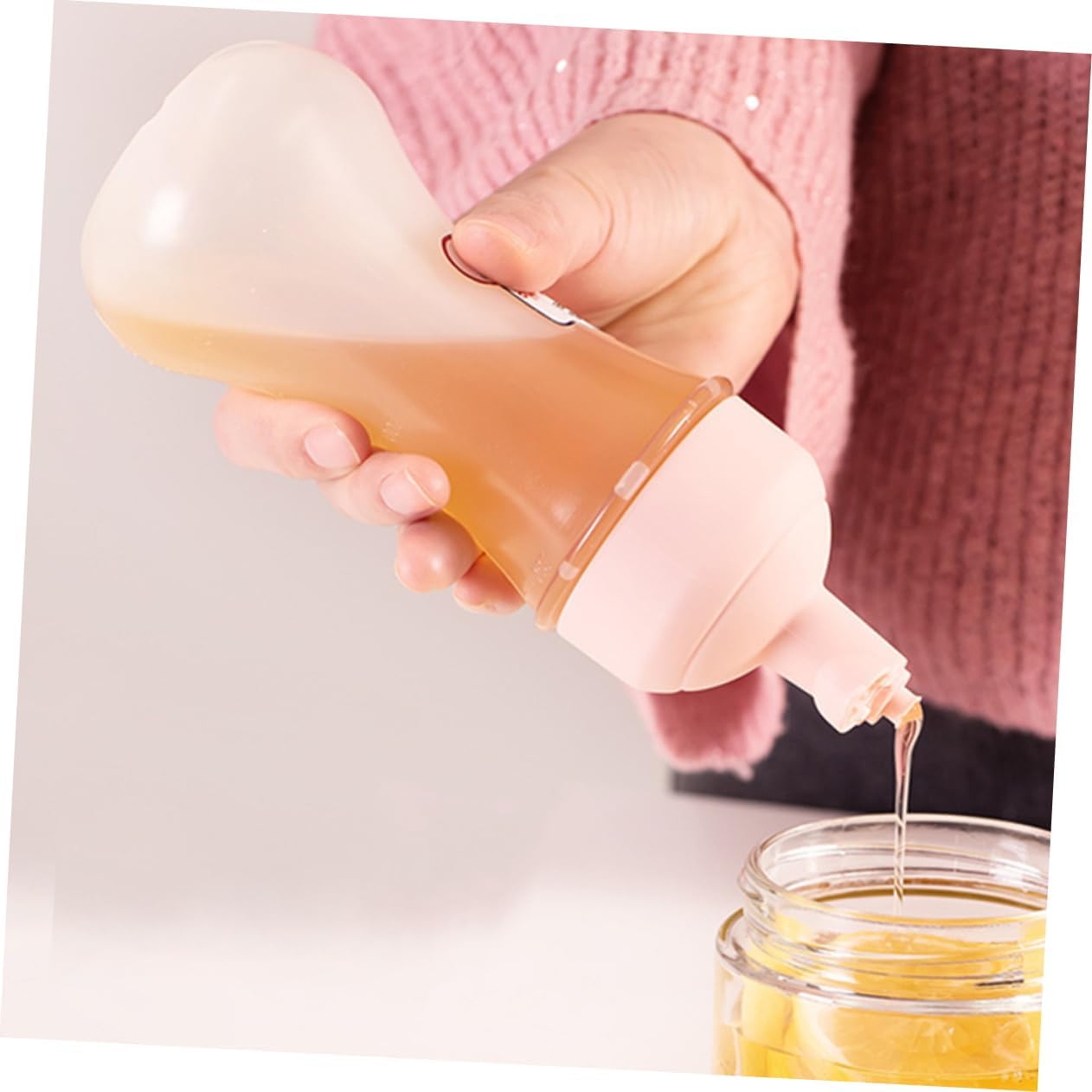 STOBAZA 2Pcs 350ml Squeeze Sauce Bottles with Measurement Marks