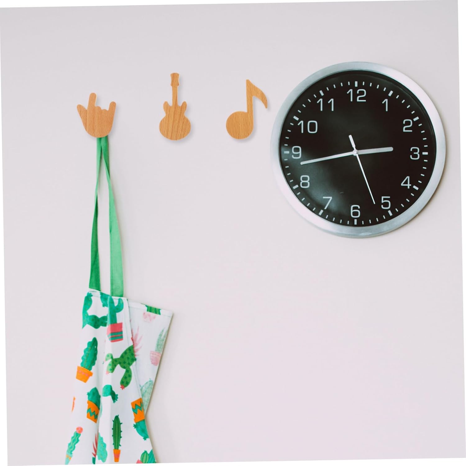 GLEAVI 3Pcs Wood Coat Hooks for Home Storage