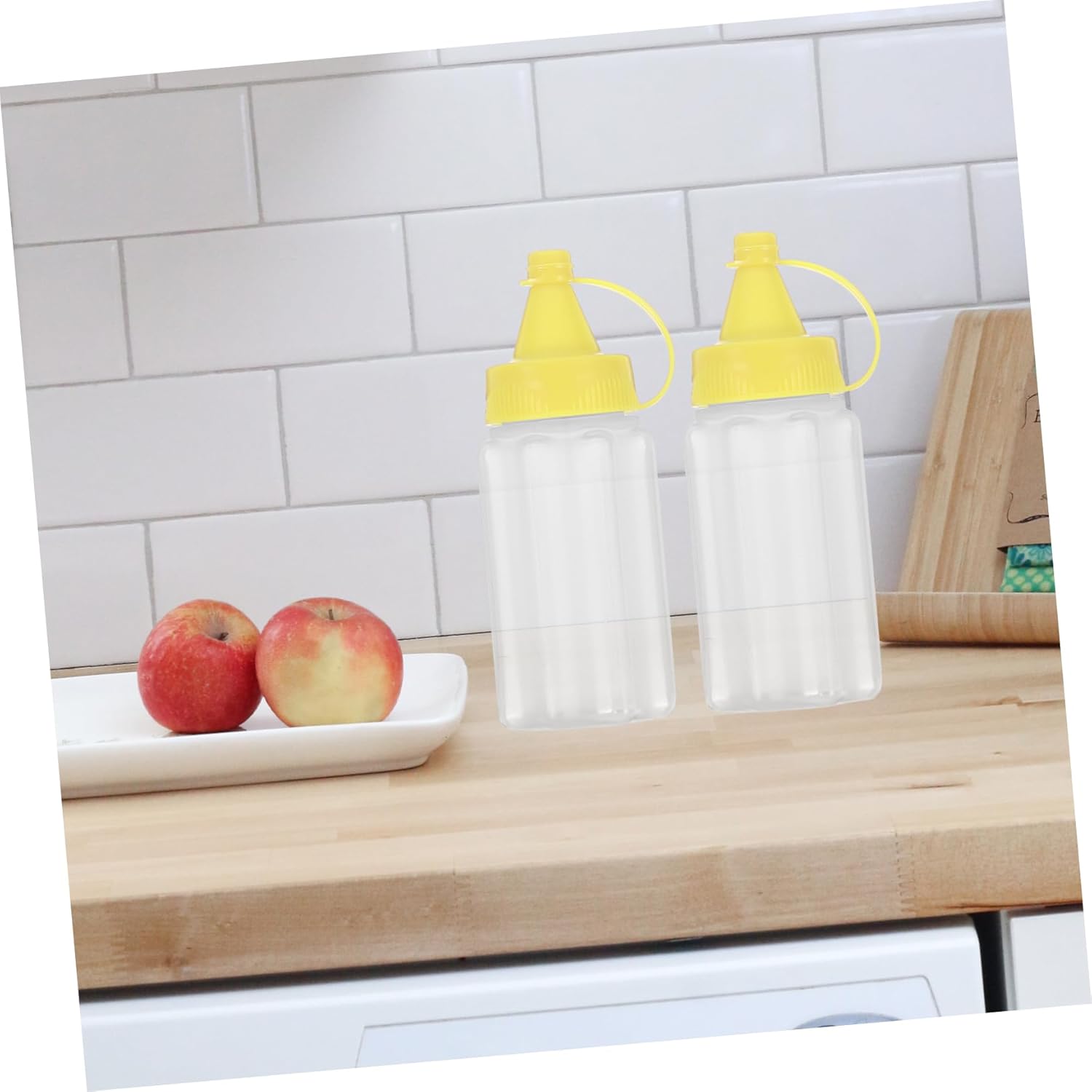 4PCS Reusable Condiment Squeeze Bottles for Kitchen Use 1