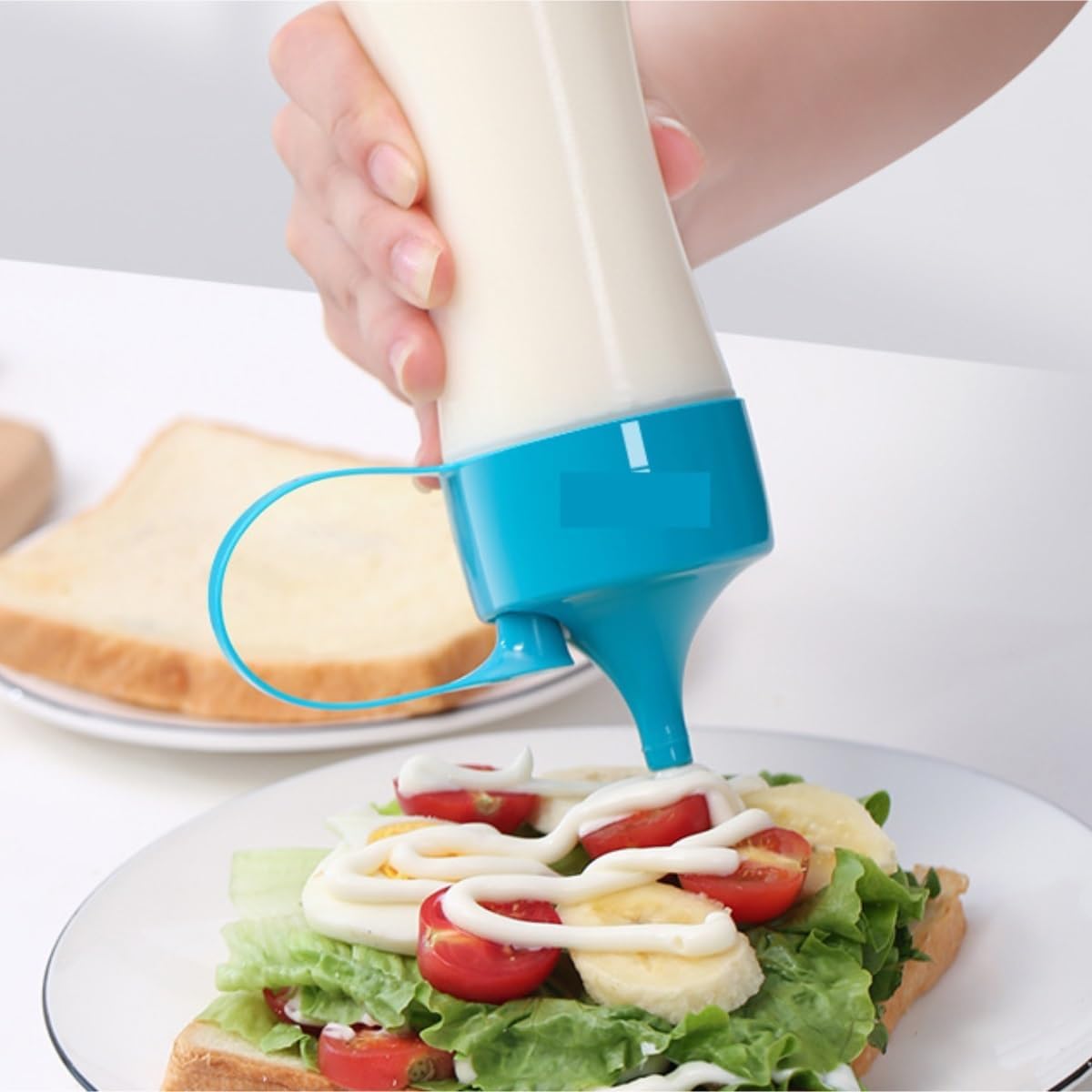 KLEYE 5-Piece Condiment Squeeze Bottles Set Red