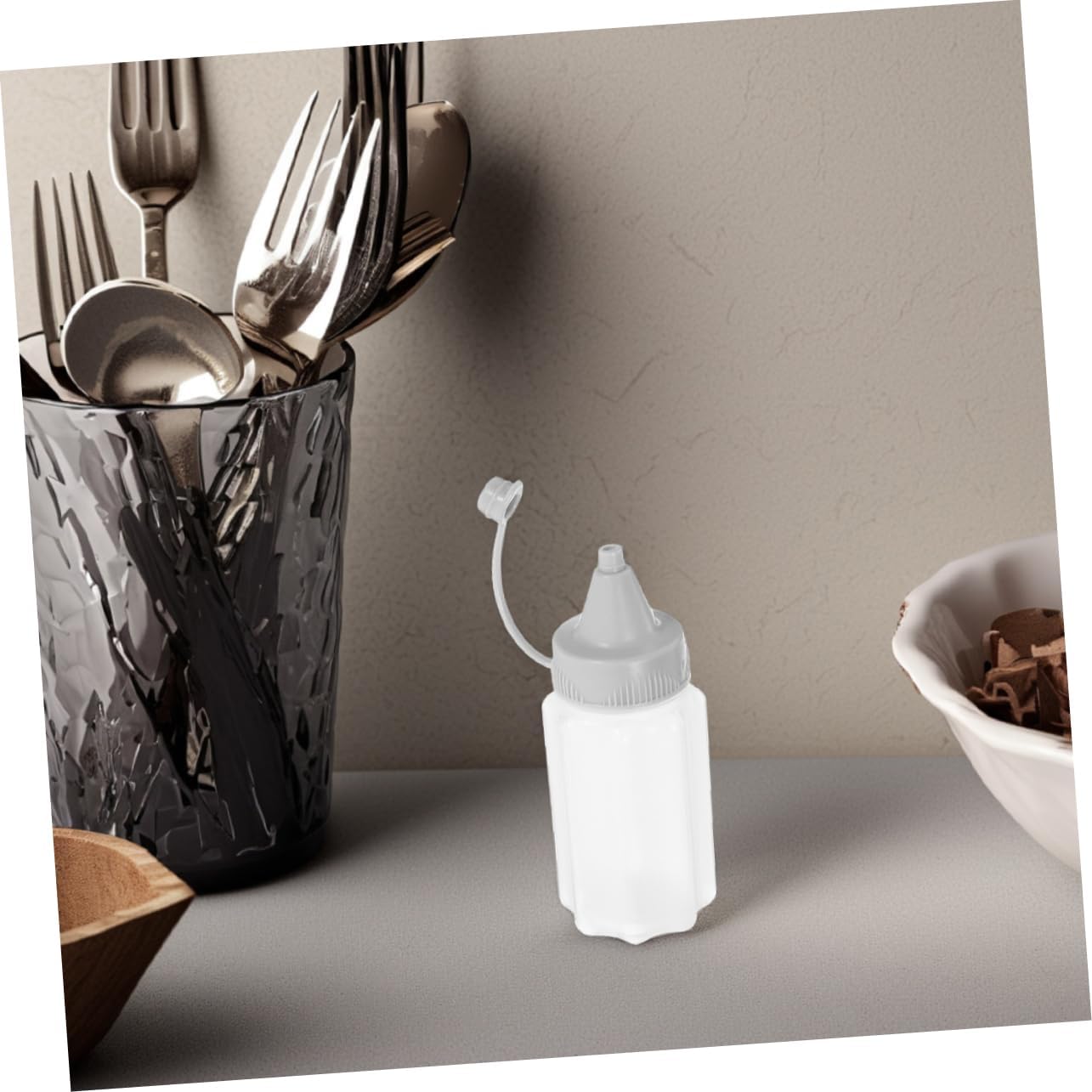 Cabilock Reusable Condiment Squeeze Bottles for Kitchen Use 1