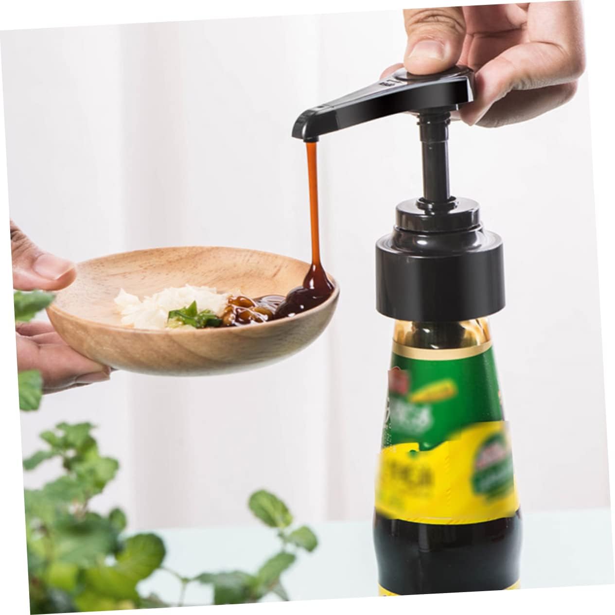 VINTORKY 4Pcs Condiment Squeeze Pump Set for Kitchen Bottles 1
