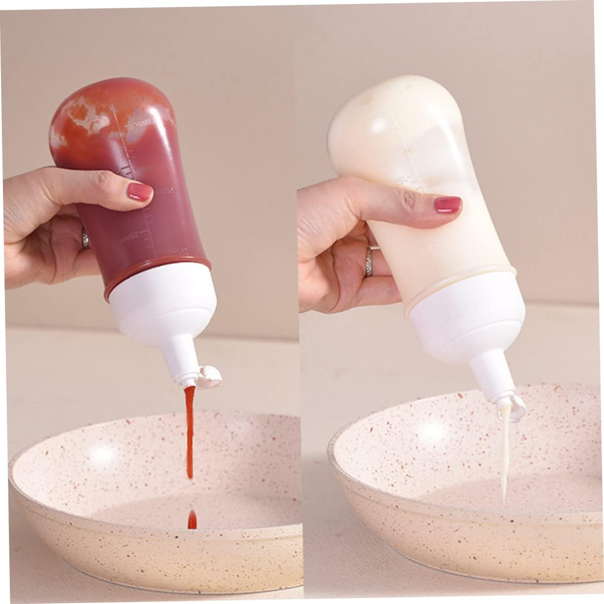 HOLIDYOYO 2Pcs 350ml Condiment Squeeze Bottles with Measurement