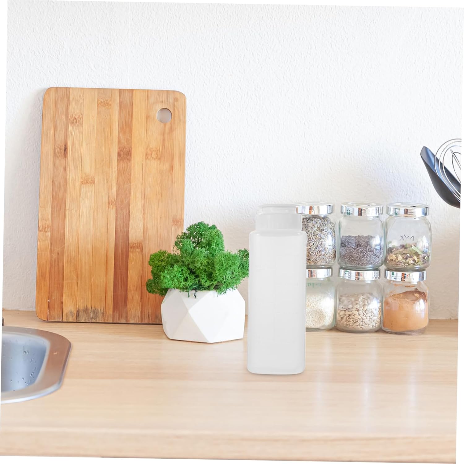 HOLIDYOYO Oil Dispenser Bottle with Accurate Scale