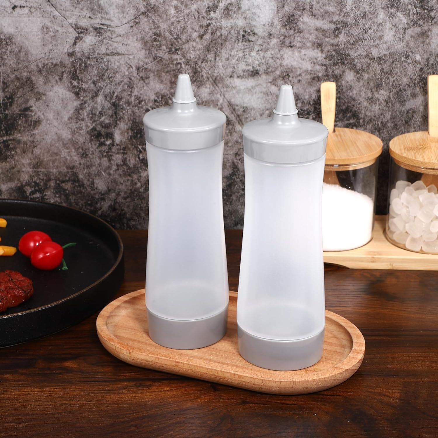 4 Pack Condiment Squeeze Bottles Reusable Leakproof Grey