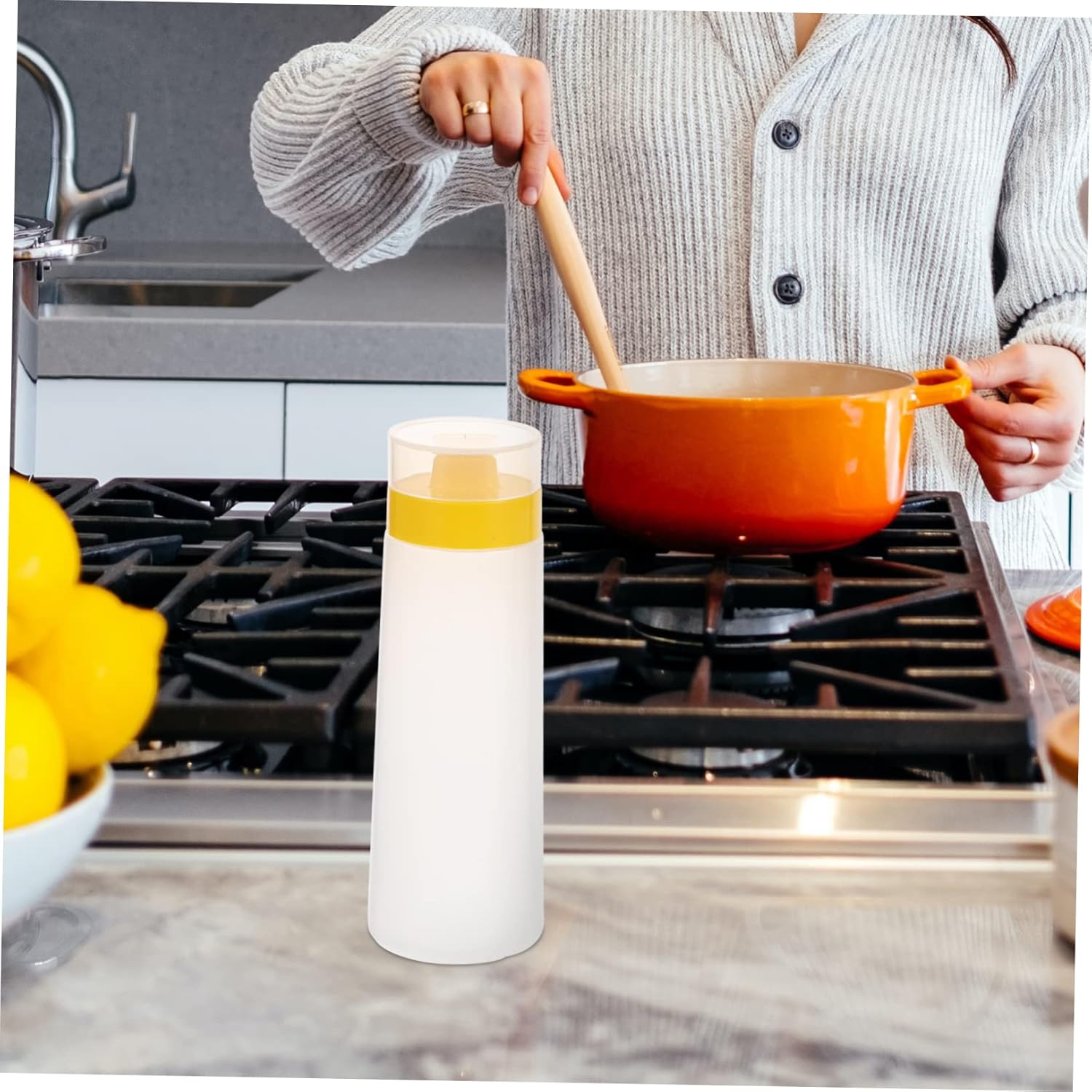 Sauce Bottles with Easy Squeeze Lid for Kitchen Use