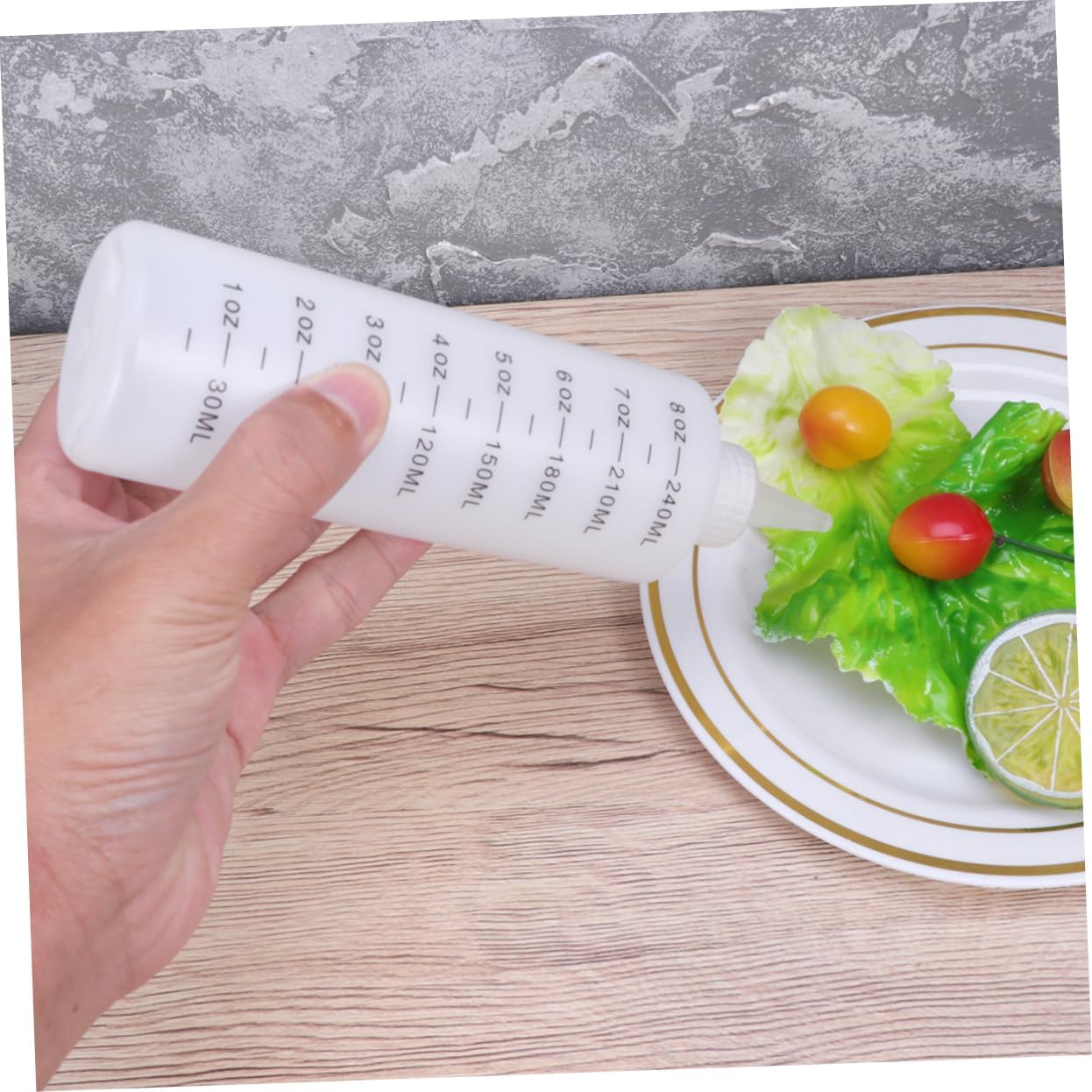 4 Pack Plastic Condiment Squeeze Bottles with Red Lids 1