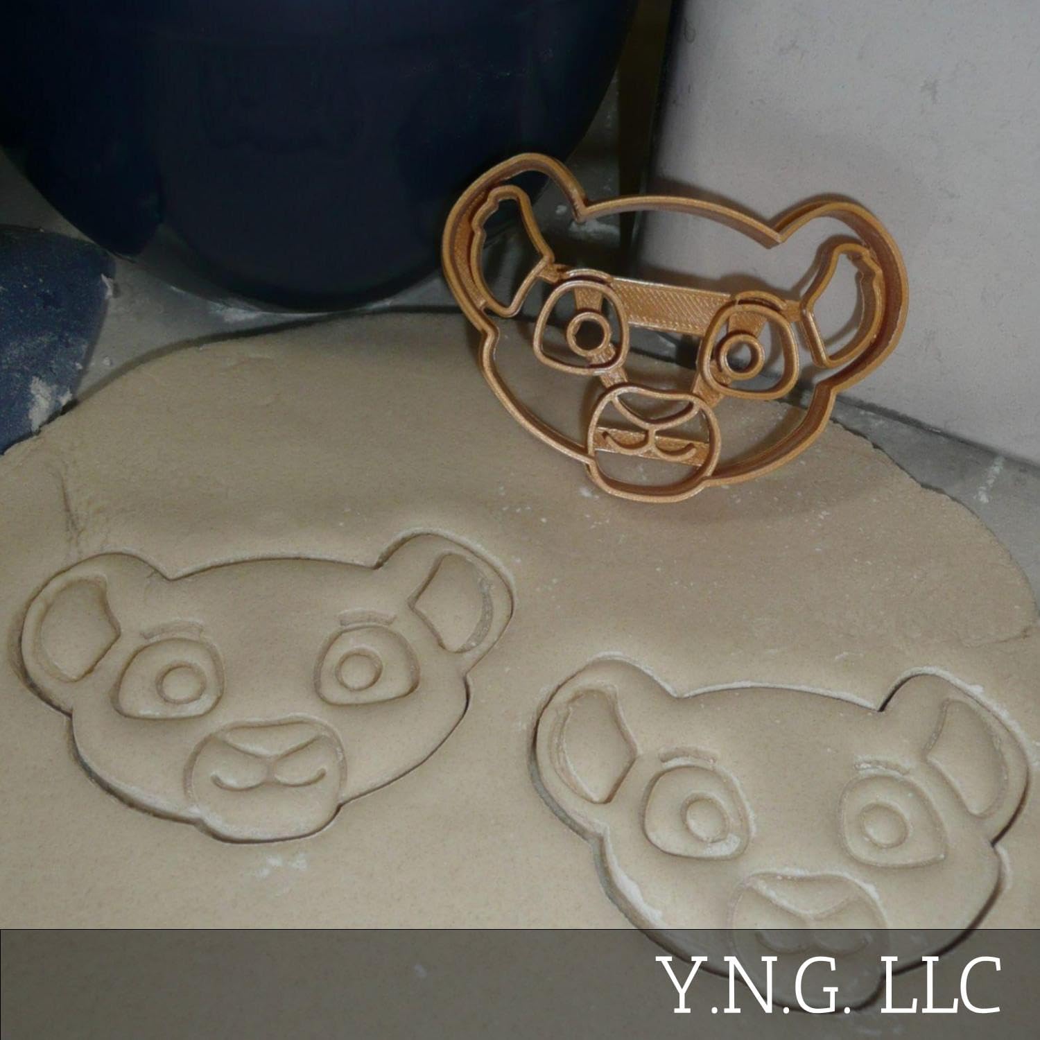 YNGLLC Nala Detailed Face Cookie Cutter - USA Made