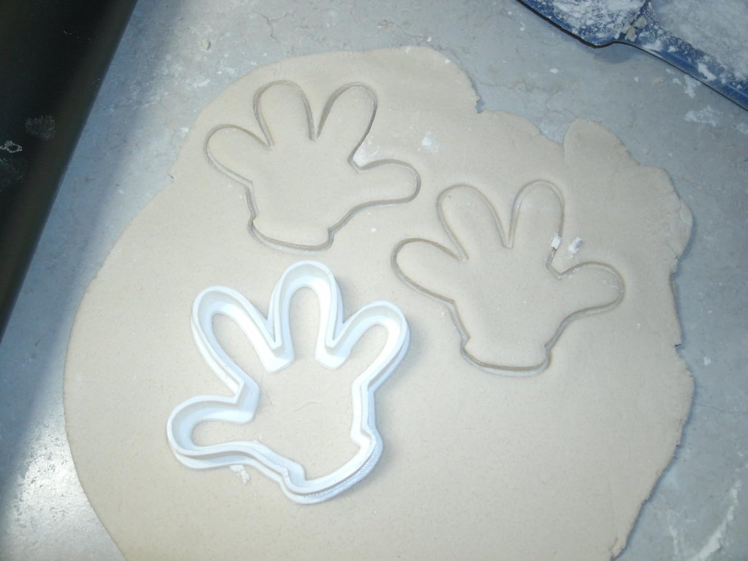 THEMED MAGICAL MOUSE BAKING TOOL SET OF 4 USA