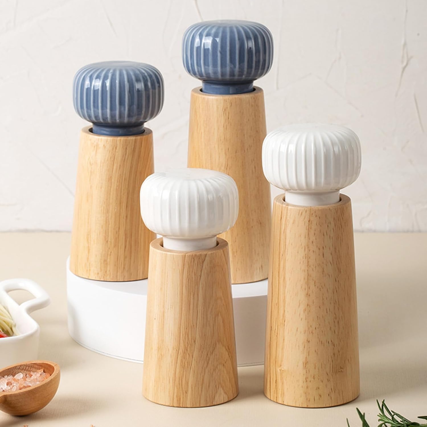 Qinlenyan Adjustable Coarseness Wood Pepper Mill