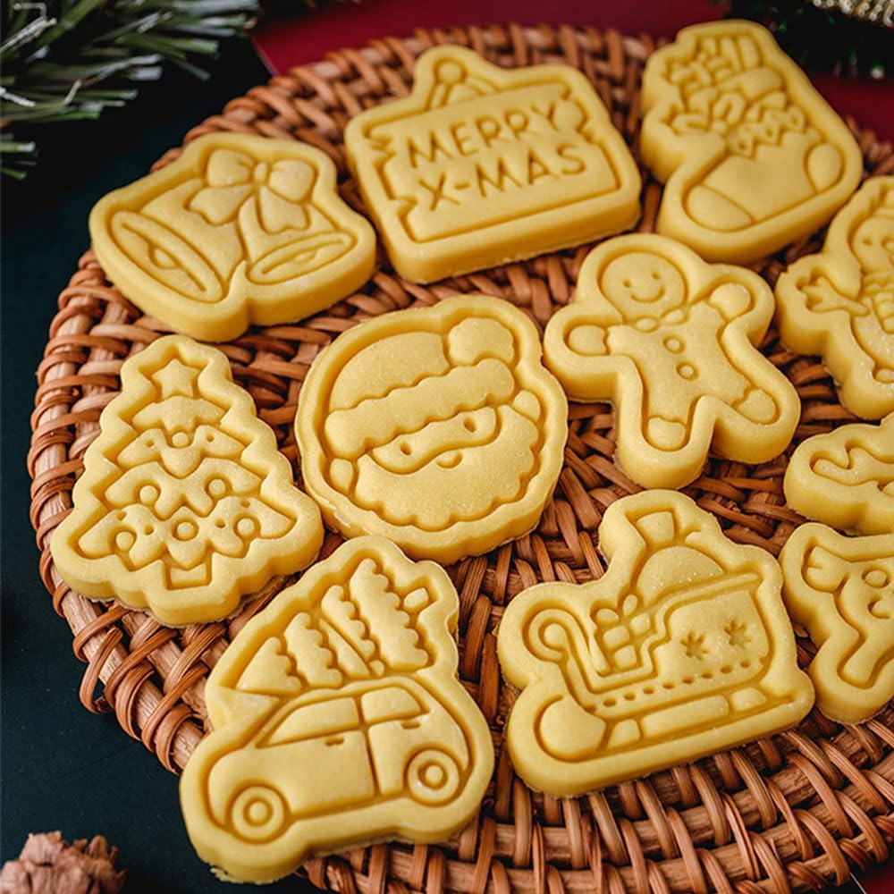 3D Cartoon Christmas Cookie Cutter Set 20pcs