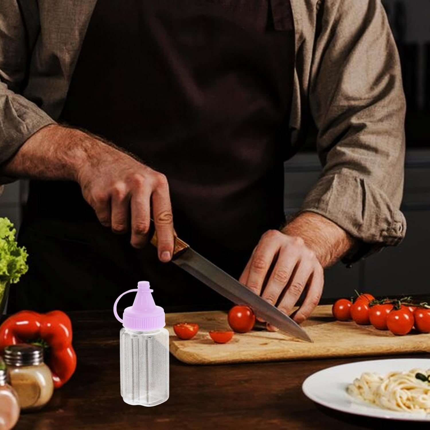 HOLIDYOYO 4PC Refillable Condiment Squeeze Bottles 1