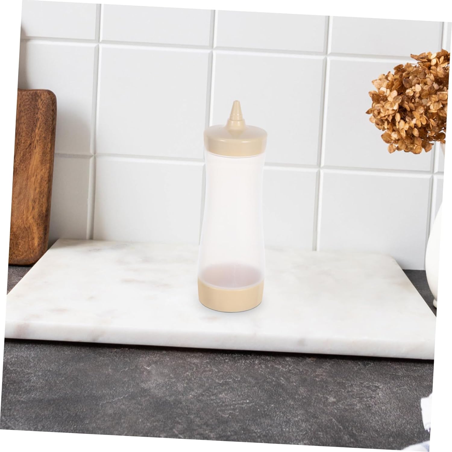 HOLIDYOYO 6-Piece Beige Condiment Squeeze Bottles with Lids