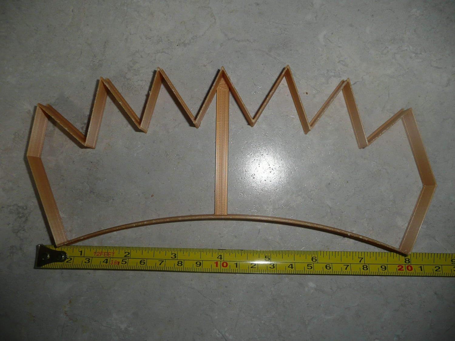 YNGLLC CROWN Cookie Cutter 85 x 4 x 0625