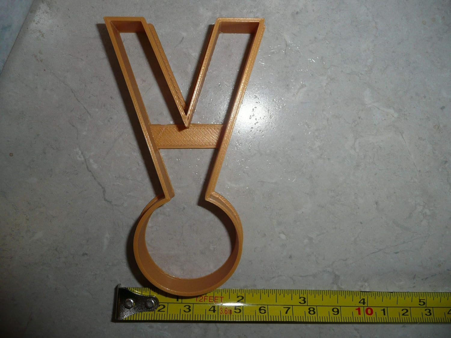 YNGLLC Runner Medal Award Ribbon Cookie Cutter