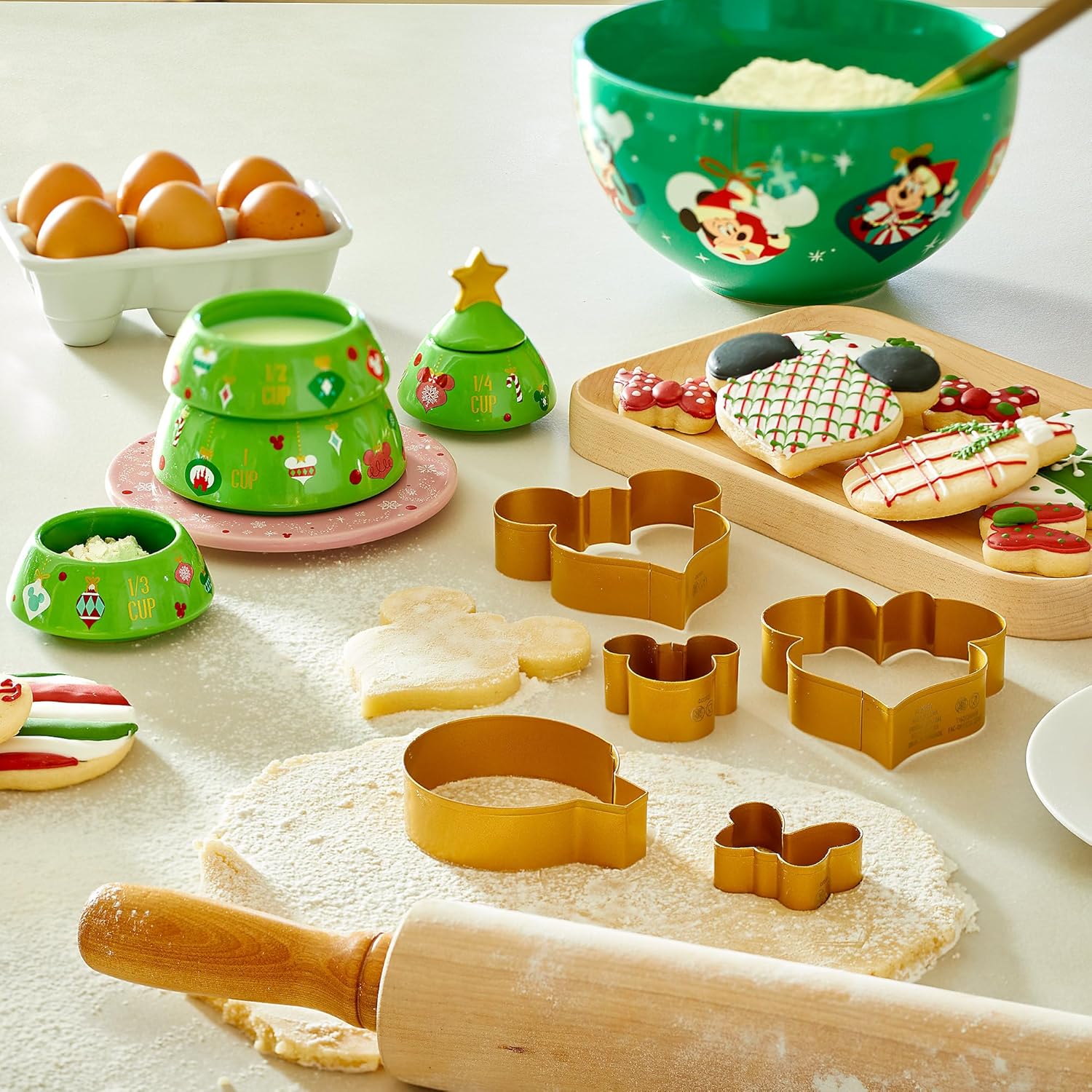Disney Mickey and Minnie Mouse Holiday Cookie Cutter Set 1