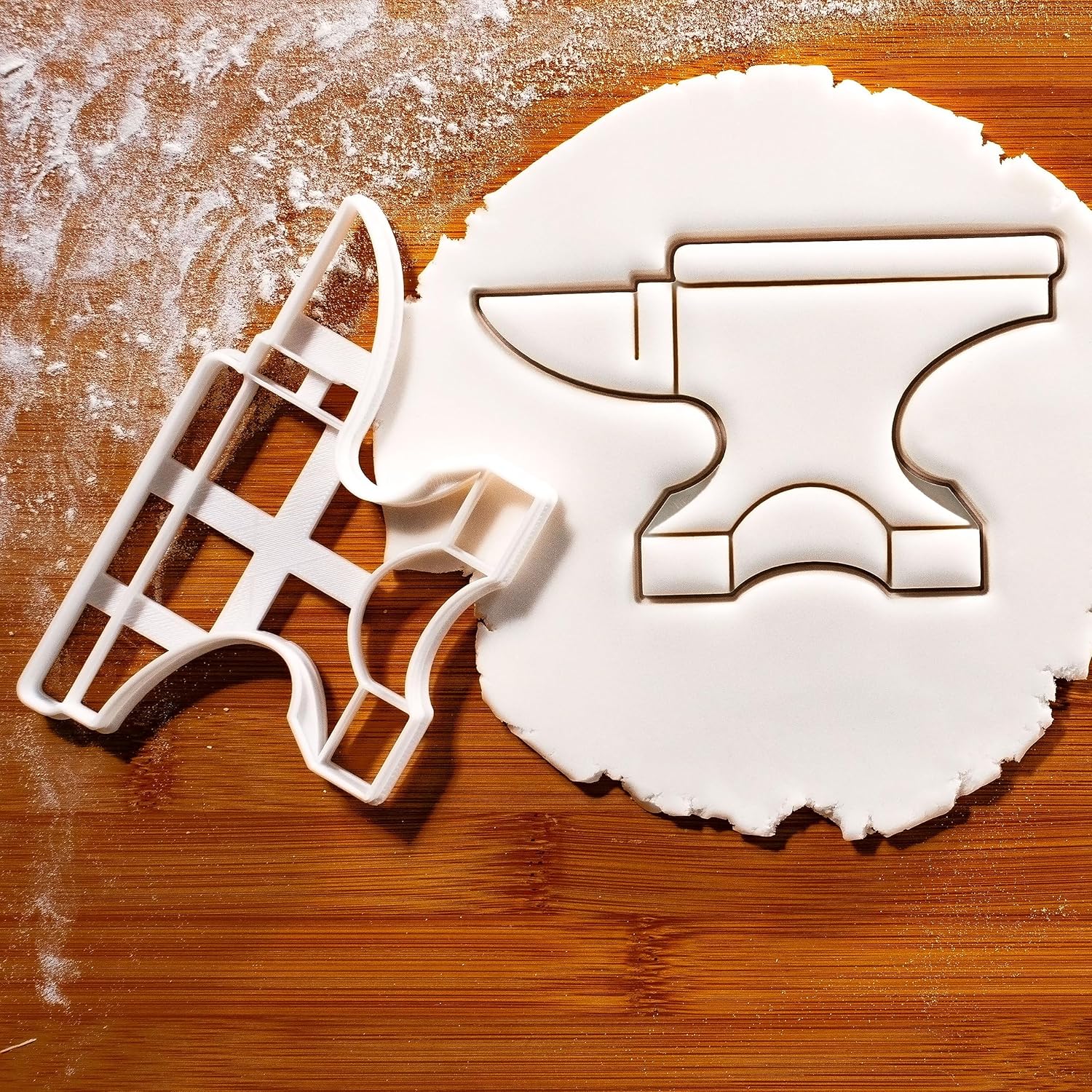 Bakerlogy Anvil Cookie Cutter - 5 Inch Biscuit Shape for Baking Crafts